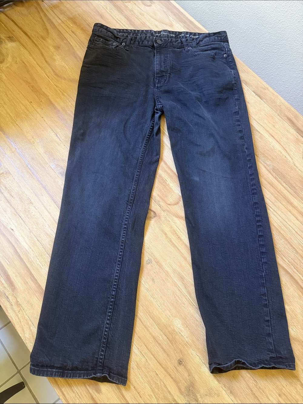 Men’s Black Calvin Klein 36x30 Straight Black Jeans, 2% Lycra Stretch
